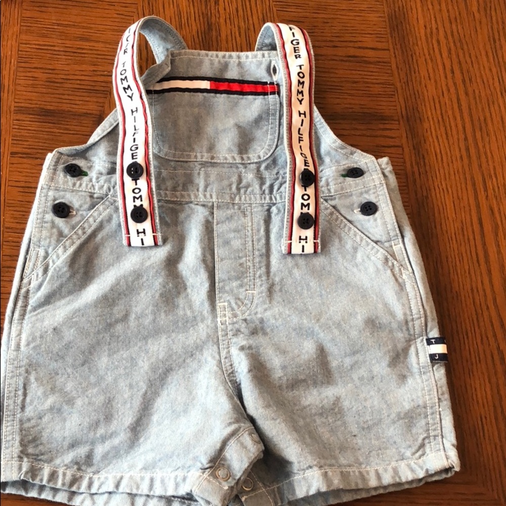 Vintage Tommy Hilfiger boy jumper